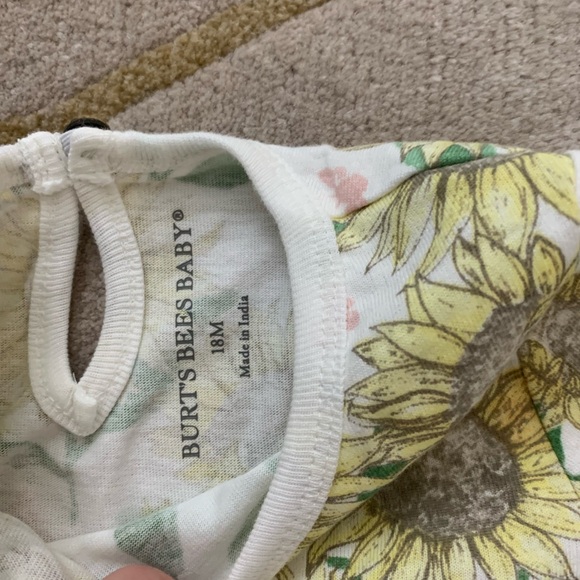 NWT Burt’s Bees Baby Sunflower Organic Cotton Top 18M - Picture 3 of 7